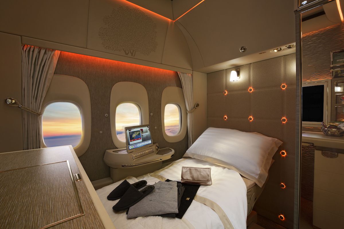 Review: Emirates A380 First Class || Truly Bonkers
